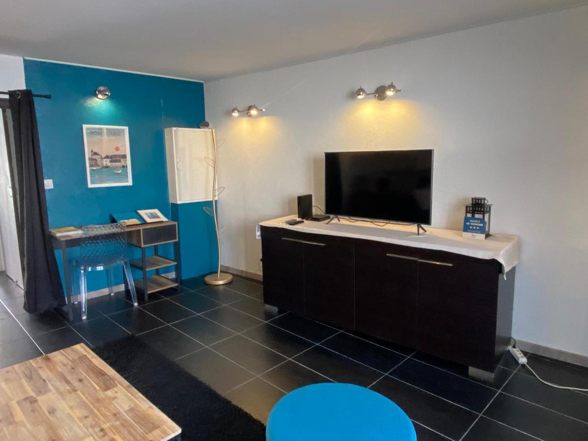 Appartement En Entree De Ville Avec Balneo Pont-lʼAbbé Buitenkant foto