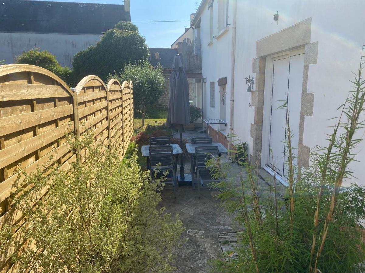 Appartement En Entree De Ville Avec Balneo Pont-lʼAbbé Buitenkant foto